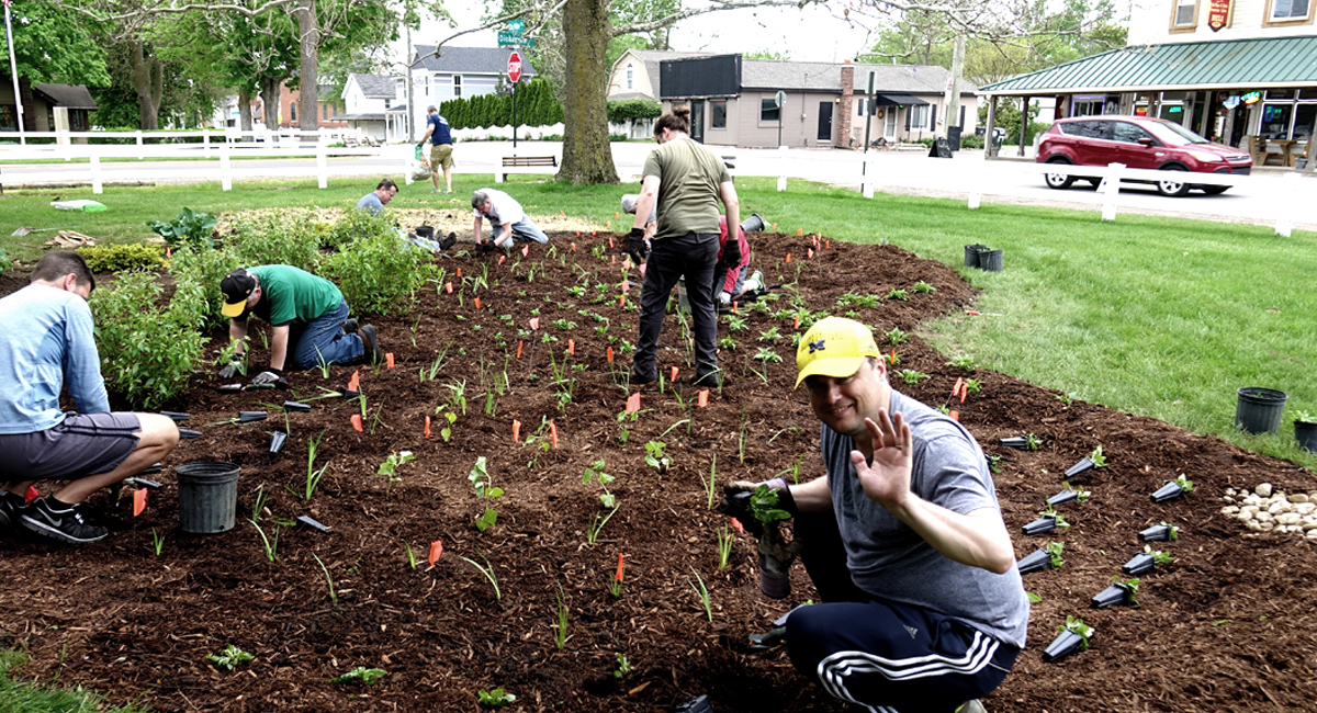 Moraine Rain Garden Workday – Friends of the Rouge